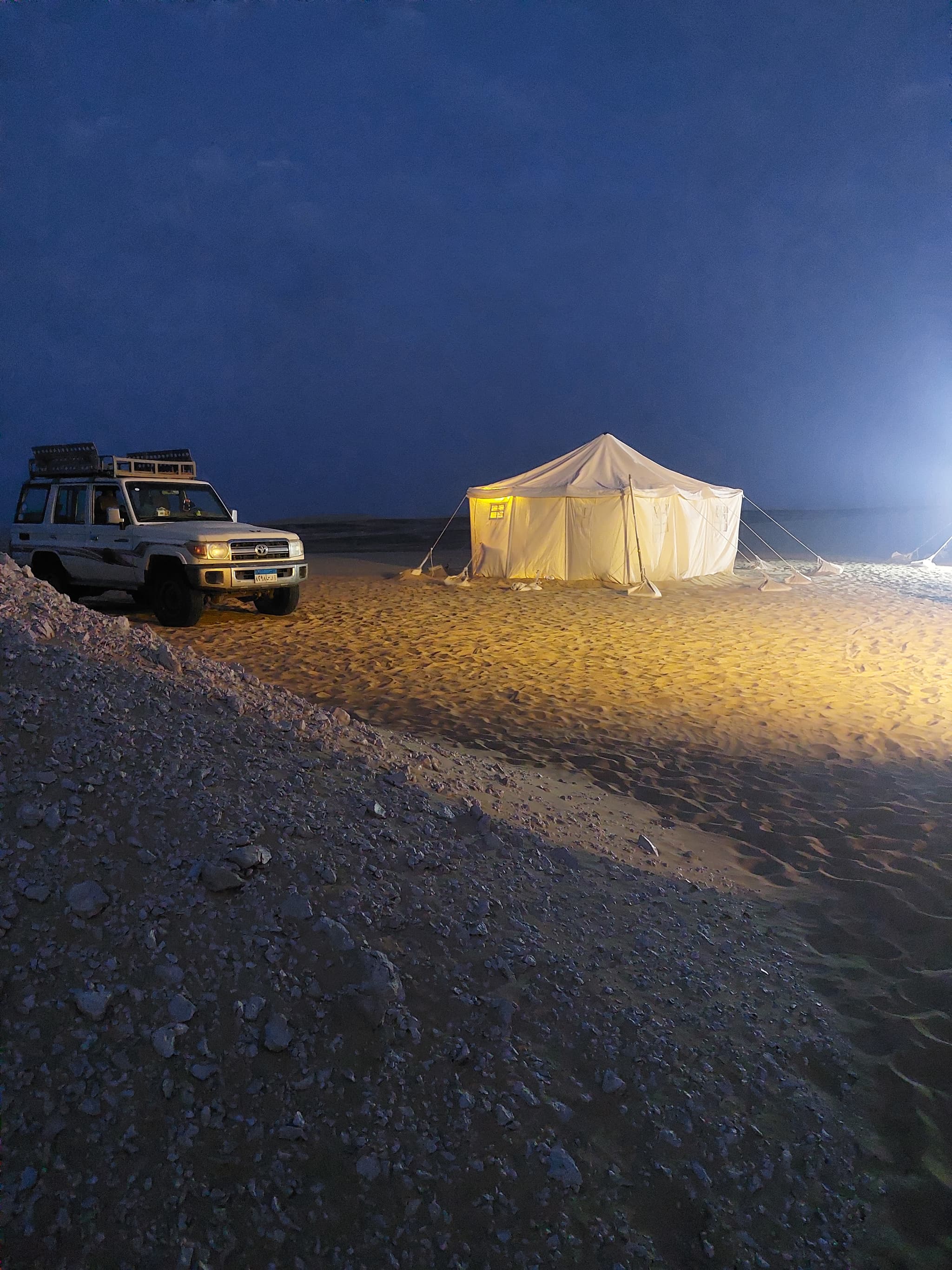 From Totality to Fireballs β Perseids 2027 Desert Glamping Expedition